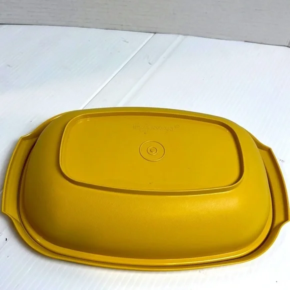 TUPPERWARE microwave vegetable steamer - Picture 4 of 4